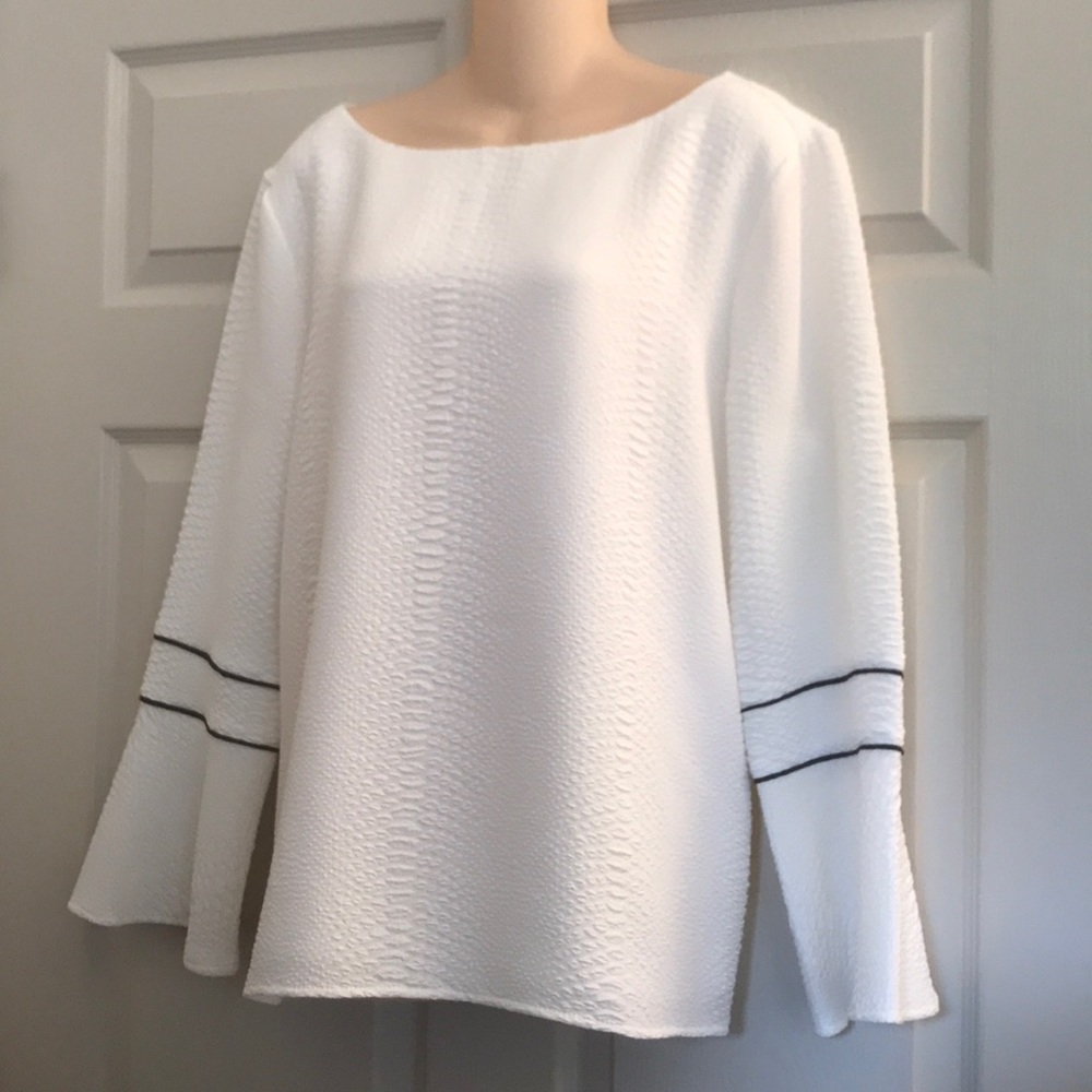 Calvin Klein lined white top